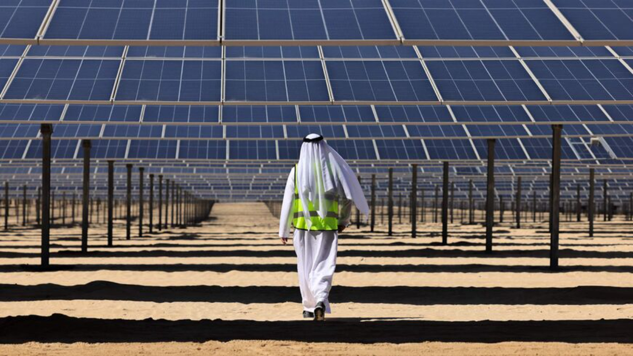 One of the Globe's Largest Solar Projects Unveiled in Abu Dhabi